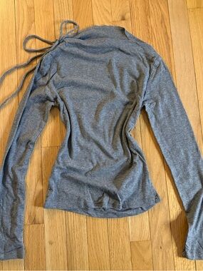 grey long sleeve top with bow detail
